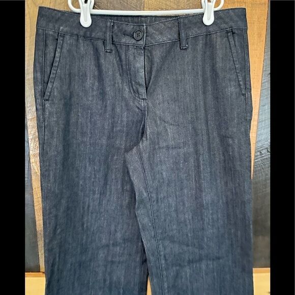 Tommy Hilfiger dark wash mid rise wide leg trousers, size 10/30. - Picture 2 of 10